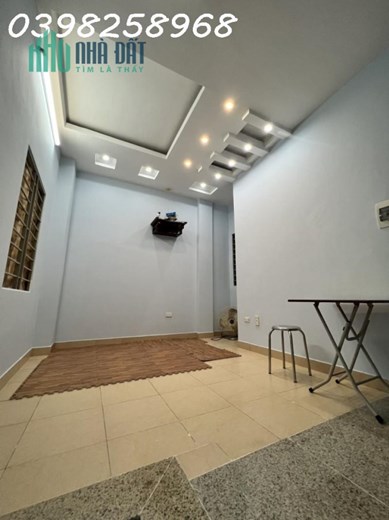 BÁN NHÀ NHÂN HÒA, 30m2x 5T, MT5m, Ô TÔ ĐỖ CỔNG, LÔ GÓC, KINH DOANH, CHỈ NHỈNH 2 TỶ