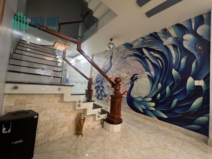 Bán Nhà HXH Bàu Bàng Phường 13 Tân Bình Giá 17 Tỷ.