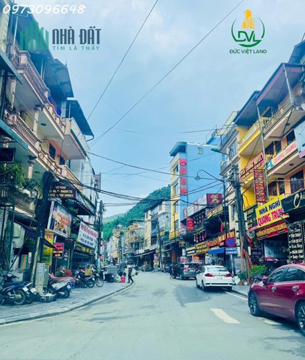 Bán nhà 3 tầng tt SaPa, Lào Cai Dt: 75,5 m2(mt 4,7) Hường Nam giá chỉ 17 tỷ đồng