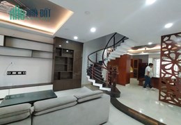 Định Cư Mỹ Gấp Bán Biệt Thự Lê Lai, Tân Bình, 88m2, Ngang Gần 6m, 6 Tầng, Chỉ 15 Tỷ