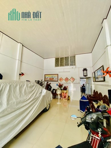 Bán nhà MẶT TIỀN THUỘC KHU HỌ LÊ, Phú Thạnh, Q.Tân Phú, 86m2(5.4x15) VUÔNG