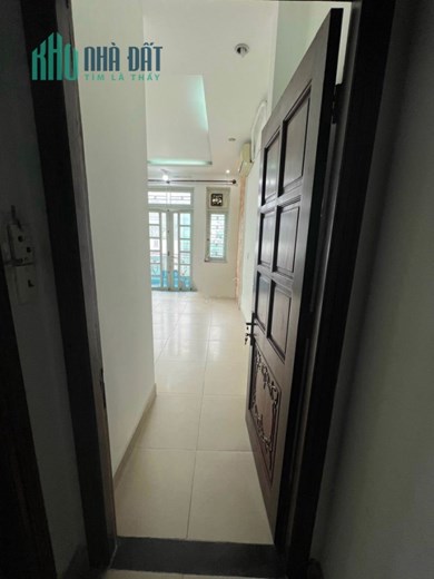 Mặt Bằng Lầu 3 Mặt Tiền Huỳnh Văn Bánh 50m2 Kinh Doanh Mọi Ngành Nghề