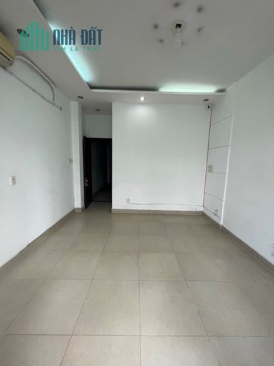 Mặt Bằng Lầu 3 Mặt Tiền Huỳnh Văn Bánh 50m2 Kinh Doanh Mọi Ngành Nghề