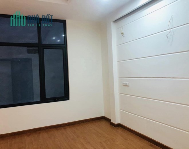 NHÀ ĐẸP 5T x 35M2, MT 4.5M PHỐ NGUYỄN KHANG – NGÕ THÔNG – KHU HIẾM NHÀ BÁN – Ô CHỜ THANG MÁY – SỔ