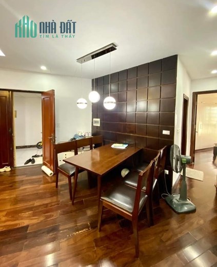 Căn hộ Đỗ Nhuận 95m2 - 3PN căn góc tầng đẹp cạnh CV Hoà Bình chỉ 2.8 tỷ