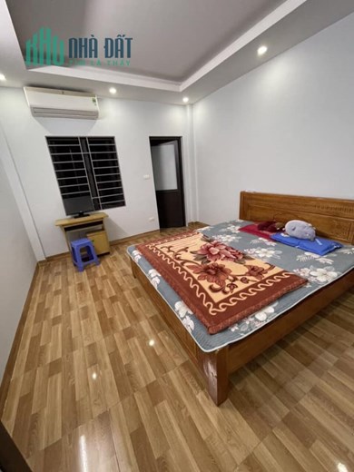 CẦN BÁN GẤP! NHÀ VŨ TRỌNG PHỤNG –TX, 46M2*5T, BA GÁC TRÁNH GIÁ 5.7 TỶ.