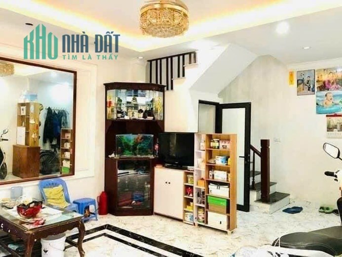 6 TẦNG- LÔ GÓC- THOÁNG - NỘI THẤT LUNG LINH-  ĐƯỜNG NGUYỄN VĂN LINH - LONG BIÊN- GIÁ NHỈNH 3 TỶ!