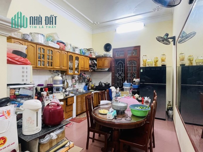 Ô TÔ – 2 THOÁNG! BÁN NHÀ VƯƠNG THỪA VŨ – TX, 45.3M2*4T,MT 4.5M, GIÁ 5.85 TỶ CÓ TL.
