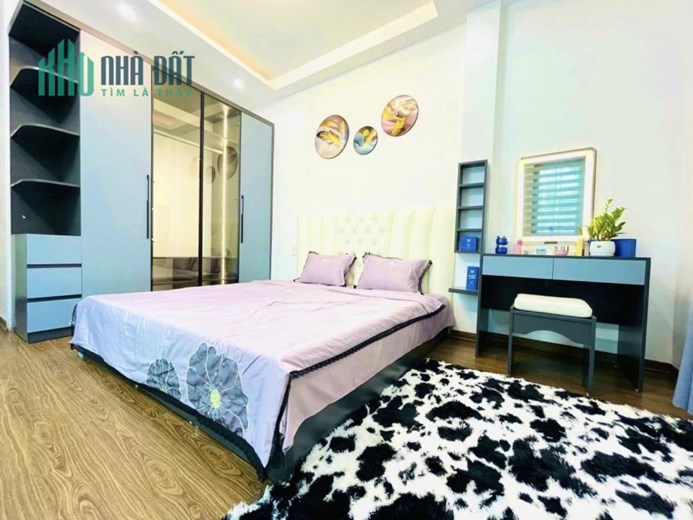 NHÀ ĐẸP 5 TẦNG QUẬN HAI BÀ TRƯNG DT: 32M2 MT:3.6M 3 PHÒNG NGỦ GIA:3.82 TỶ BAO GỒM FUN NỘI THẤT ĐẦY