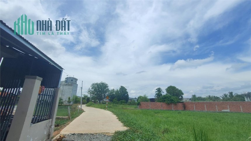 690 triệu - Giá rẻ hết nhà đất!