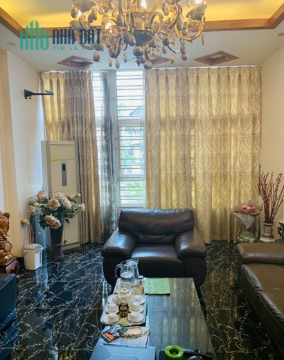 Cực hiếm Phạm Văn Đồng 62m2 gara ô tô, sát phố, 2 thoáng 6 tầng 6 tỷ