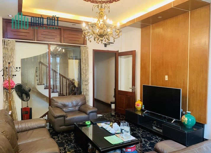 Cực hiếm Phạm Văn Đồng 62m2 gara ô tô, sát phố, 2 thoáng 6 tầng 6 tỷ
