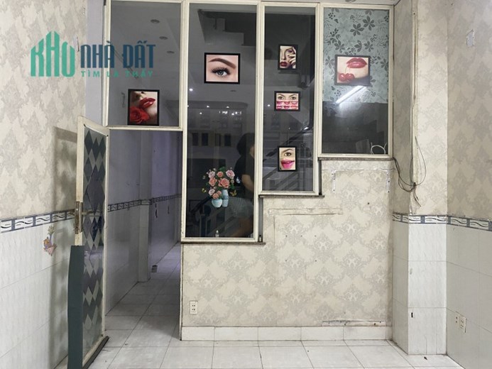 Bán nhà Huỳnh Văn Chính, TP 54 2T 2 PN 2WC nhà còn khá tốt ở ngay, tiện ích bao quanh giá chỉ 5tỷxx