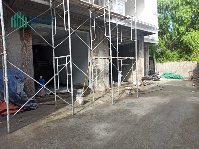 Bán nhà xây mới ngõ ô.tô Phố Hồ Sen , 46m 4 tầng GIÁ 3.8 tỉ lô góc vô cùng đẹp