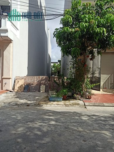 Bán đất mặt đường tuyến 2 đường 613 Thiên Lôi, diện tích 100m Hướng Đông Nam giá 73 tr/m