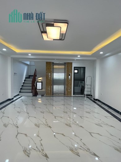 Phân lô Hoàng Mai 7T thang máy KD Gara ô tô DT 65m