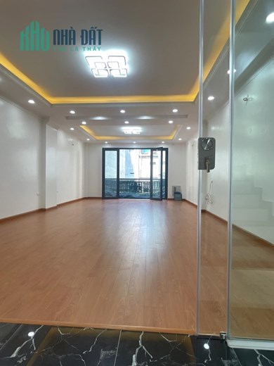 Phân lô Hoàng Mai 7T thang máy KD Gara ô tô DT 65m