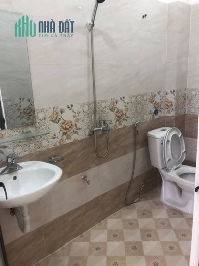 Rẻ Vô Địch - Chỉ 5.5tỷ diện tích 46.1m2 nở hậu 4 tầng! Bán nhà Phố Tây Sơn – Đống Đa!