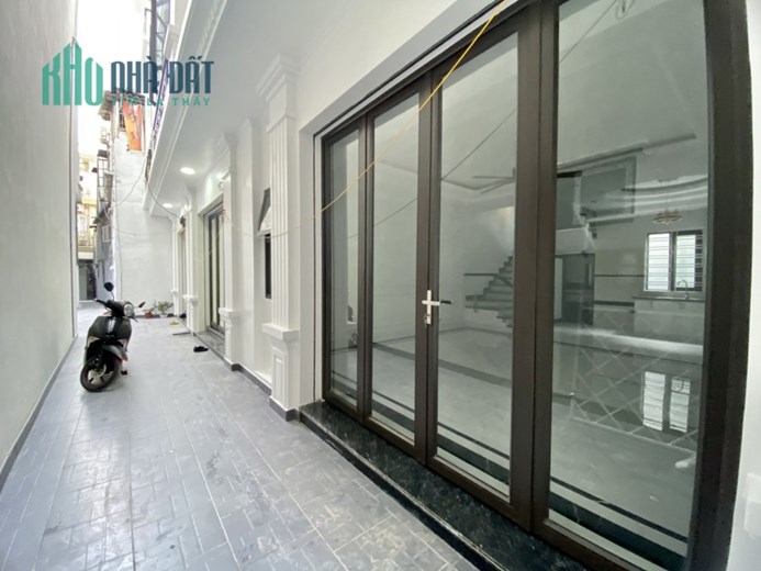 Bán nhà xây mới tinh Miếu Hai Xã, ngõ nông, diện tích 44m 3 tầng GIÁ 2.75 tỉ