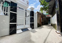 Bán nhà 55m 3 tầng độc lập mới tinh mặt ngõ Miếu Hai Xã GIÁ 3.1 tỉ ngõ nông