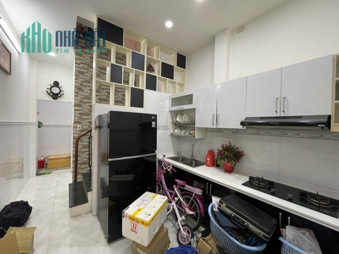 Gấp Bán Trong Tuần -Nhà 4 Tầng, 53m2, Phạm Thế Hiển, Cầu Chữ Y, Sát Quận 1