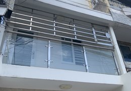 Nhà mặt tiền bán gấp 35m2 Lò Siêu Quận 11 3 tầng nở hậu giá rẻ chỉ 5 tỷ nhỉnh