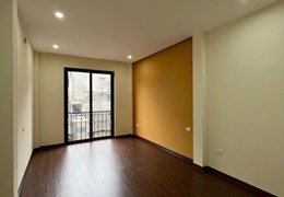 BÁN NHÀ ĐẸP THƯỢNG CÁT 5T GẦN ÔTÔ NGÕ RỘNG THOÁNG SỔ NỞ HẬU NHỈNH 2 TỶ