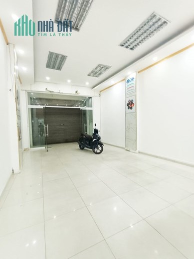 Bán nhà MT Cách Mạng Tháng 8 - Kinh doanh sầm uất - HĐT 60tr/tháng - giá 20 Tỷ TL