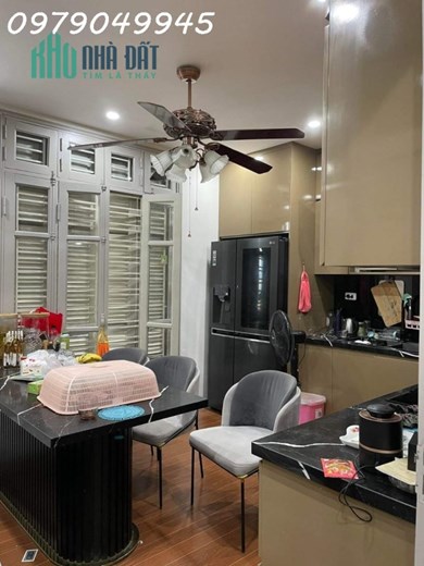 BÁN NHÀ TRẦN CUNG, Ô TÔ TRÁNH, VÀO NHÀ, THANG MÁY CHỜ, 69M2X6T, GIÁ 11.9 TỶ, HIẾM