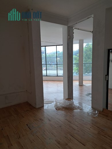 CHO THUÊ NHÀ MẶT PHỐ GẦN NGÃ 3 NGỌC HỒI - KINH DOANH - 35M2 - 6 TẦNG GIÁ 20 TRIỆU/THÁNG.
