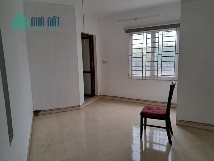 CHO THUÊ NHÀ MẶT PHỐ GẦN NGÃ 3 NGỌC HỒI - KINH DOANH - 35M2 - 6 TẦNG GIÁ 20 TRIỆU/THÁNG.