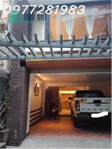 Siêu phẩm mặt phố Cầu Giấy, 58m, vỉa hè kinh doanh, giá 38 tỷ