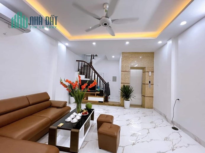 7 Tầng thang máy x 50m giá chưa tới 9 tỷ La Khê – Hà Đông 

-         Chủ  nhờ bán gấp giá rẻ hợp