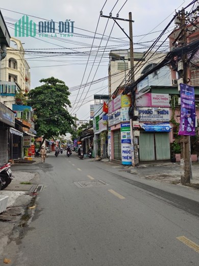 Bán nhà MT Trần Bình Trọng, DT 10x35m. Kinh doanh sầm uất, giá đầu tư