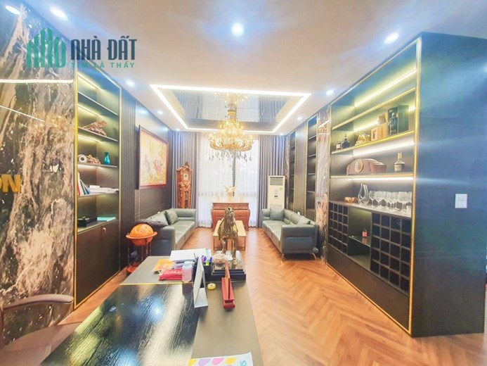Chính chủ đang cần tiền bán nhà mặt phố LÊ HỒNG PHONG HÀ ĐÔNG kinh doanh sầm uất, ô tô tránh,