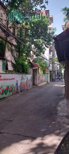 Bán Gấp ! Nhà chợ Gia Lâm 53 m2 4T giá hạt rẻ 3 tỷ xx.