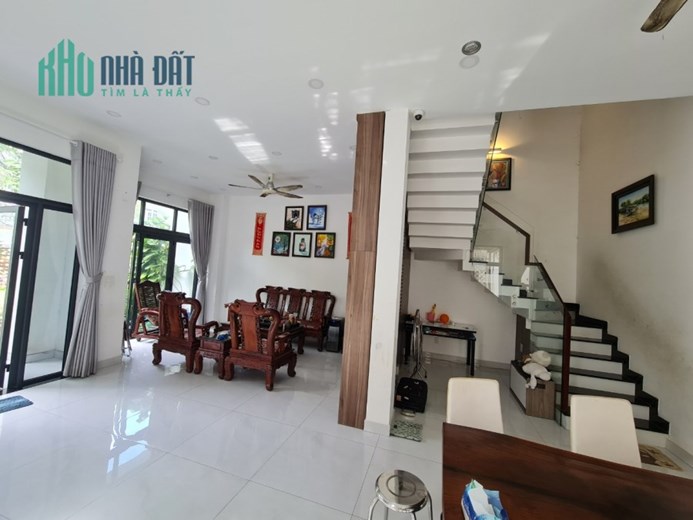 Bán nhà MT khu Đường Trục, vỉa hè 4m. DT 10x21m, chủ ngộp bank gấp bán