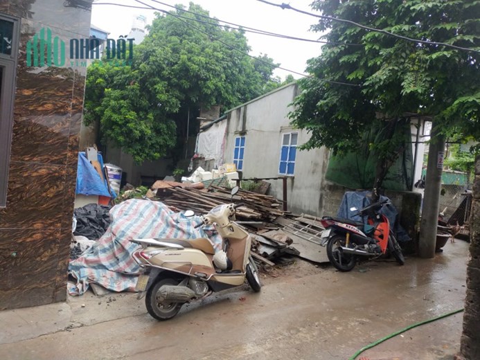 CẦN BÁN GẤP LÔ ĐẤT TẠI HÀ ĐÔNG PHÂN LÔ ĐỈNH GẦN QUỐC LỘ 6 NGÕ BA GÁC TRÁNH DÂN CƯ ĐÔNG ĐÚC DT132M2