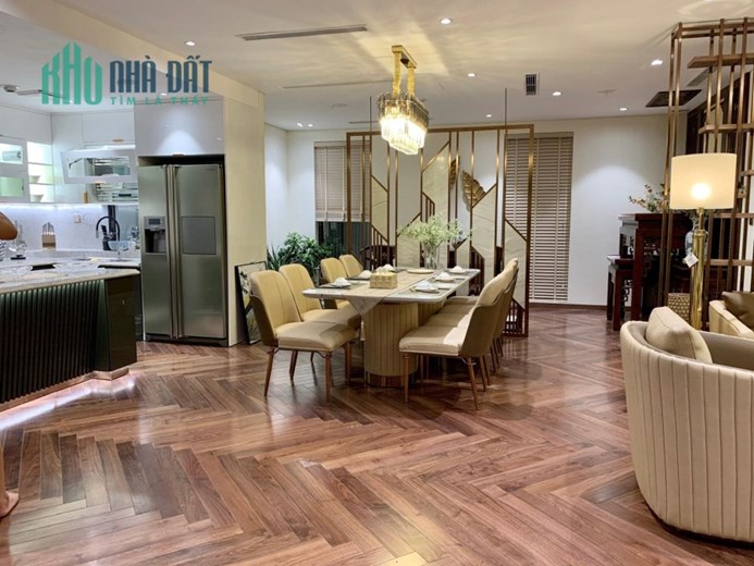 Chuyển nhà mới nên gia chủ cần bán Căn hộ siêu đẹp tại Toà Granduer Palace 138B Giảng Võ. Diện tích