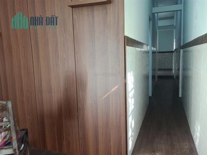 Nhà Tôn Đản 62m2, thẳng 50m ra Mặt tiền, 1.75 tỷ