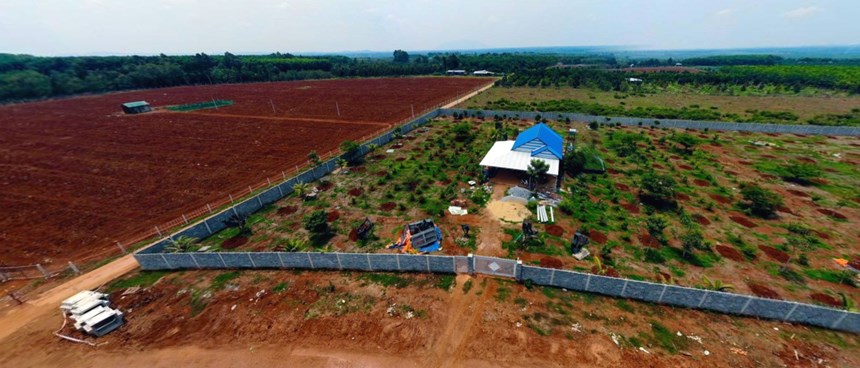 Bán 1ha nhà vườn 2 mặt tiền đường nhựa 32m gần KCN Phú Túc