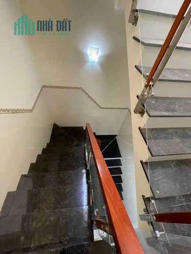 TOÀ NHÀ CHDV MỚI TOANH LINH TÂY (6.4x20M) THU NHẬP 60TR/TH 👉 12.5 TỶ