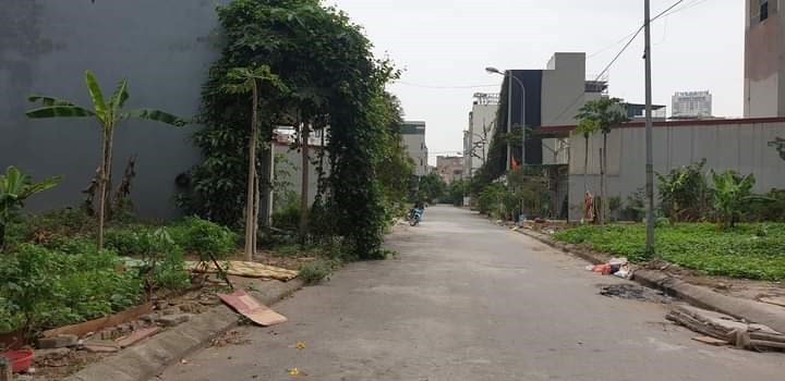 NHỈNH 1 TỶ CÓ NGAY MẢNH ĐẤT Ô TÔ  4 CHỖ CHUI TỌT VÀO NHÀ, CÁCH MẶT PHỐ 2 Ô TÔ TRÁNH 50M, NGÕ THÔNG