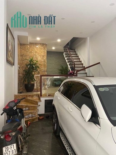 Bán nhà phố vip Trần Quang Diệu, 7 tầng thang máy, ngõ ô tô tránh