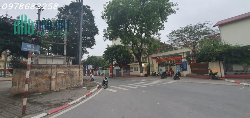 Chỉ Còn Duy Nhất Một Mảnh Đất Ở Linh Đàm