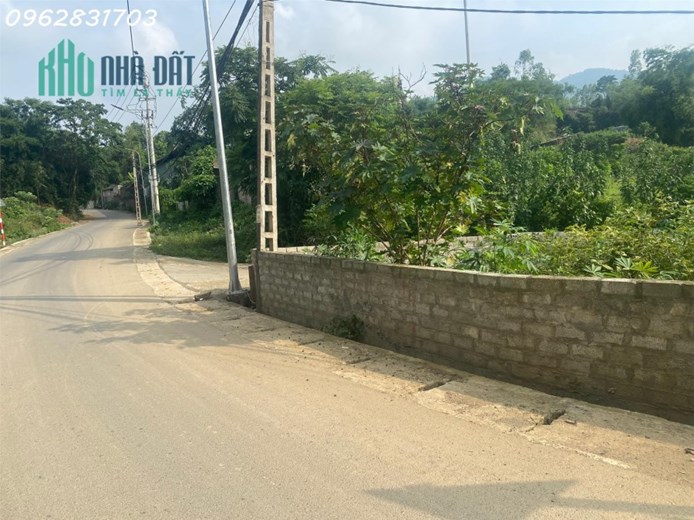 750m đất ttrucj chính tràn voi bám đường cực rộng giá cực rẻ