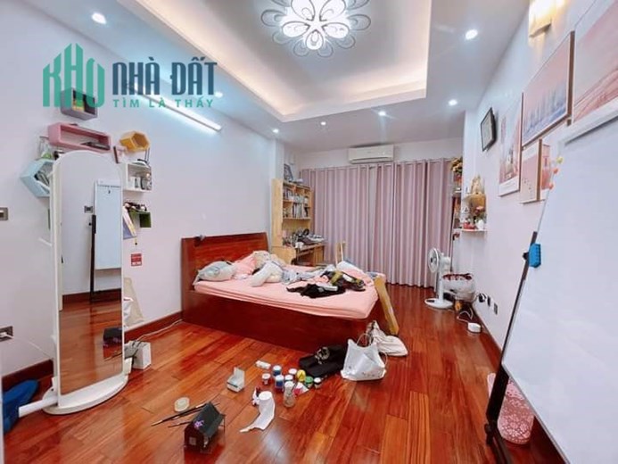PHÂN LÔ CỰC VIP, HIẾM NHÀ BÁN TẠI PHỐ NGUYỄN CHÍ THANH