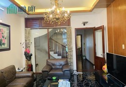 Bán nhà Gần CV Hòa Bình 60m2 – 6 tầng – Ô Tô tránh – chỉ 5.99 tỷ