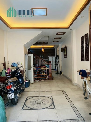 Bán nhà Gần CV Hòa Bình 60m2 – 6 tầng – Ô Tô tránh – chỉ 5.99 tỷ