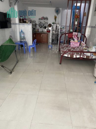Bán nhà Hẻm xe tải, Đường 18, BHH Bình Tân, 40m2, chỉ 3.7 tỷ TL